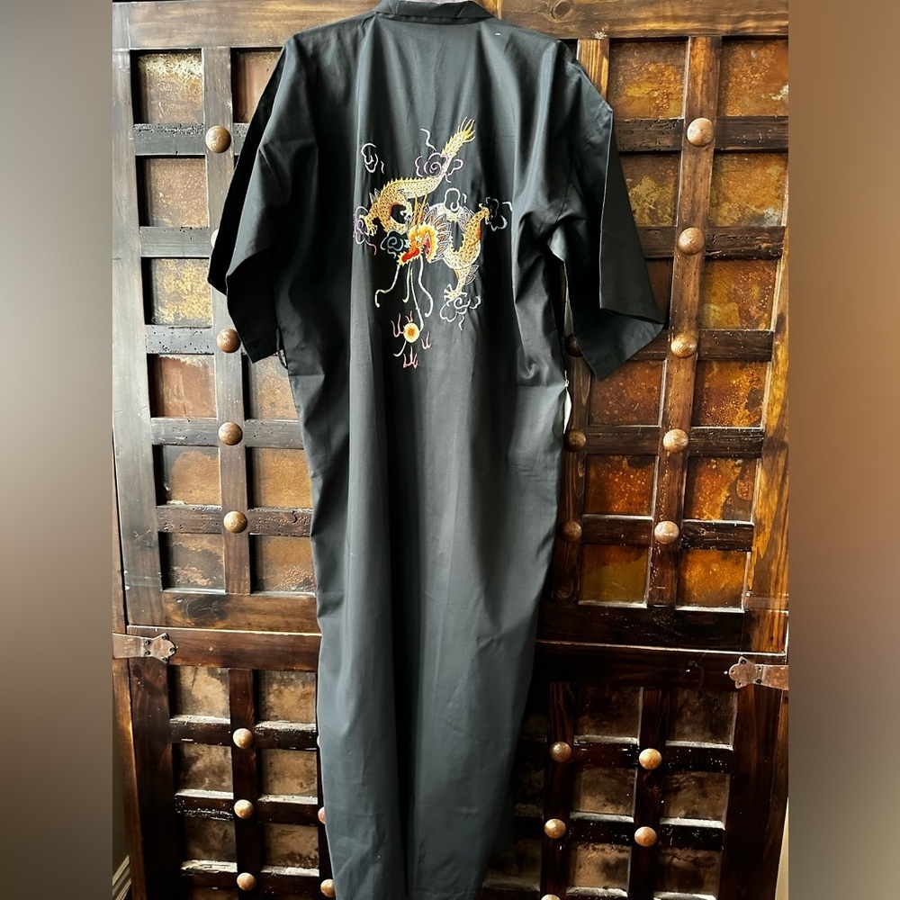 Pearls Sz Large Vintage‎ Oriental Black Embroidered Dragon Kimono NWT